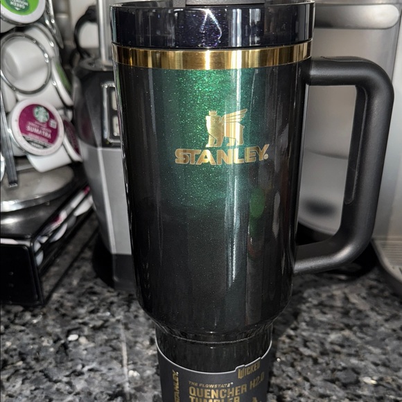 Target Wicked Stanley Elphaba for good - Quencher Tumblers NEW - Picture 9 of 15